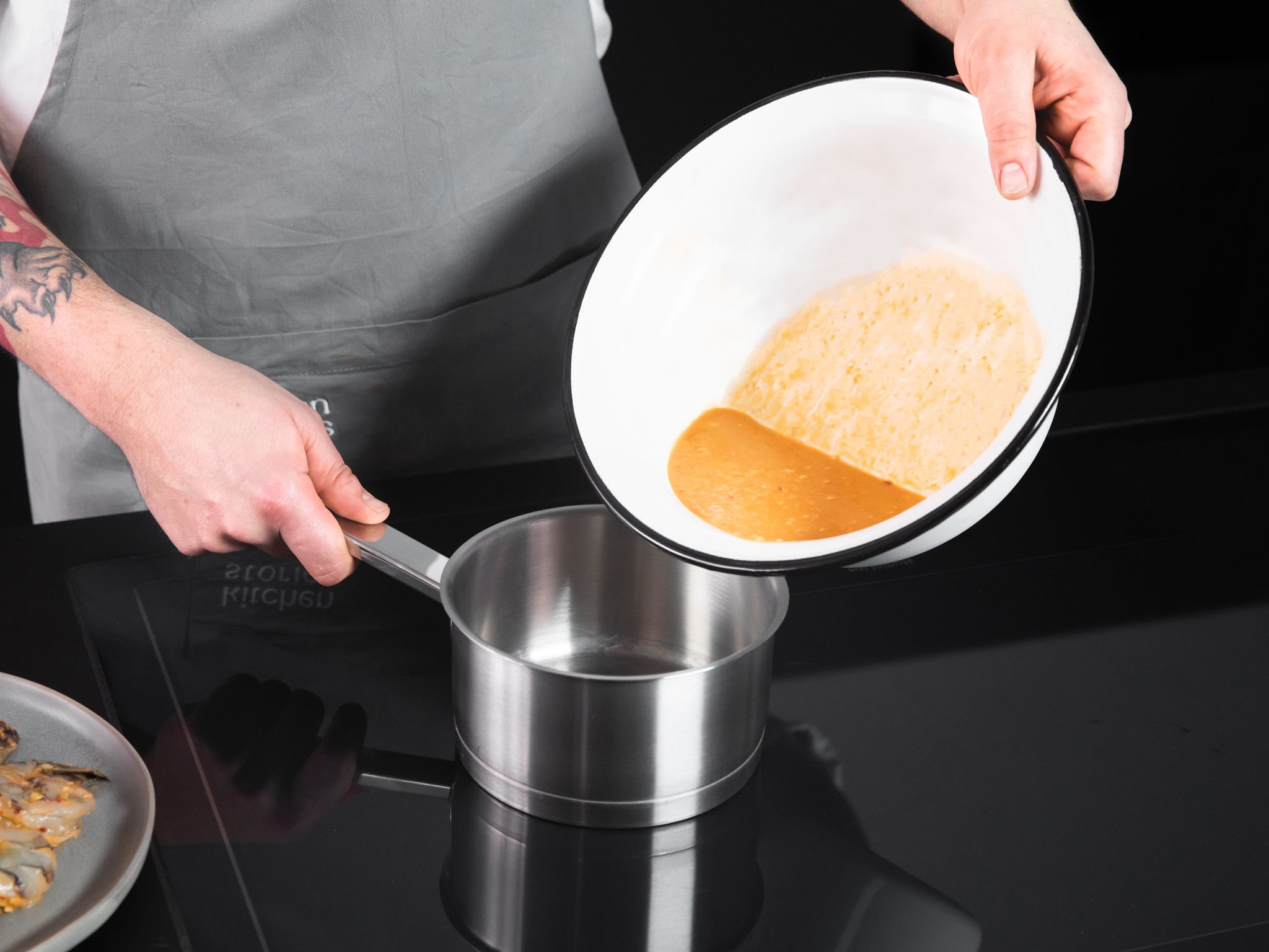 Spicy coconut-marinated grilled shrimp | Recipe | Kitchen Stories