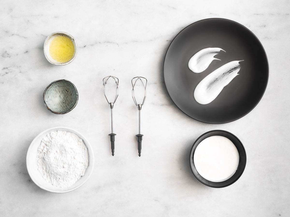 Homemade royal icing | Recipe | Kitchen Stories