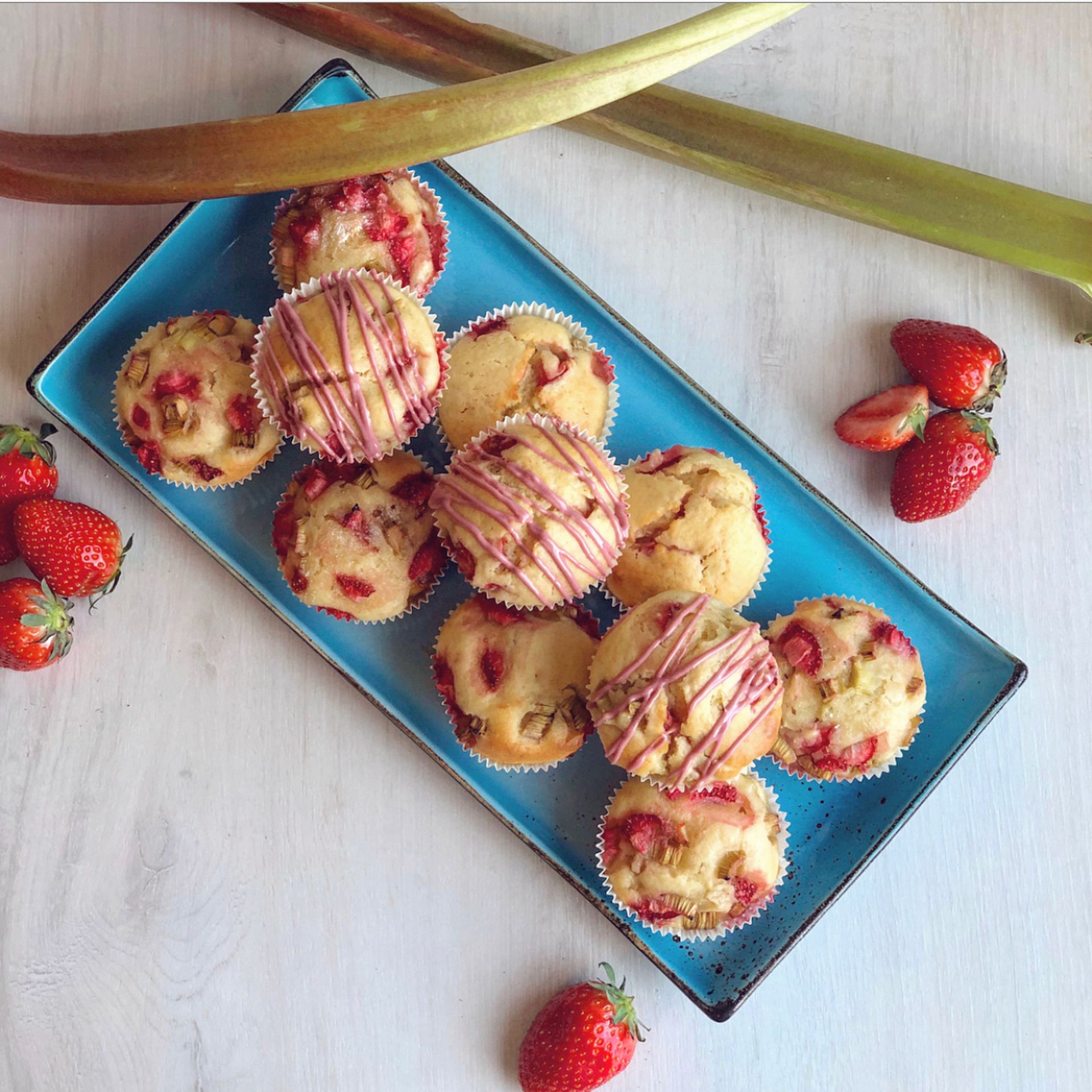 Erdbeer-Rhabarber-Muffins | Rezept | Kitchen Stories
