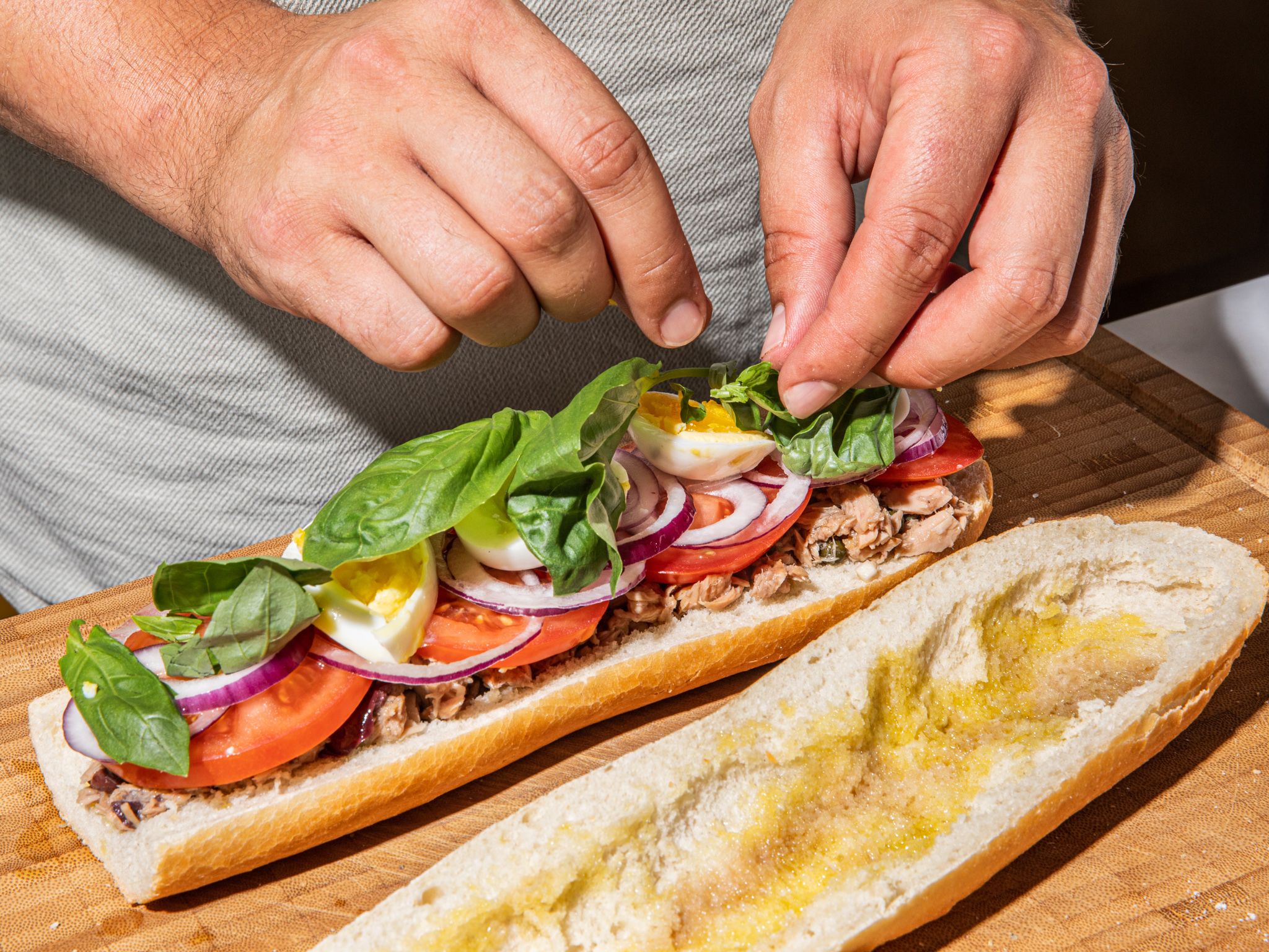 Pan bagnat (French tuna sandwich) Recipe Kitchen Stories