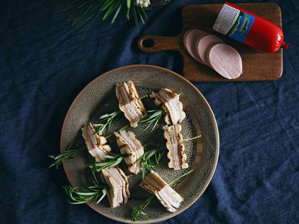 Grilled mortadella and cheese finger sandwiches with rosemary | Recipe | Kitchen Stories
