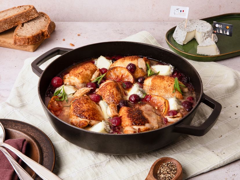 Glasiertes Hähnchen mit Weintrauben und Ziegenkäse aus Frankreich