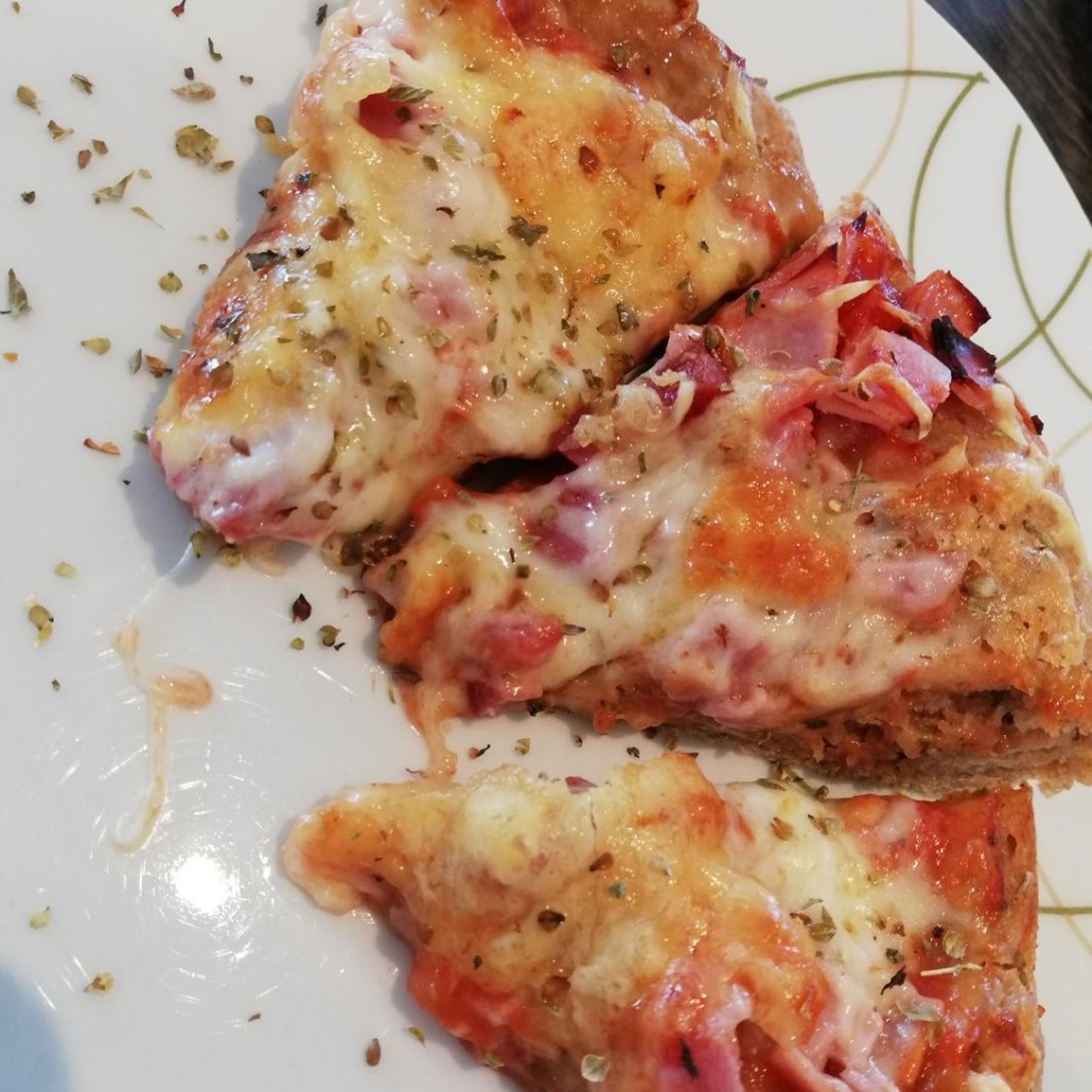 Pizza Schinken-Käse