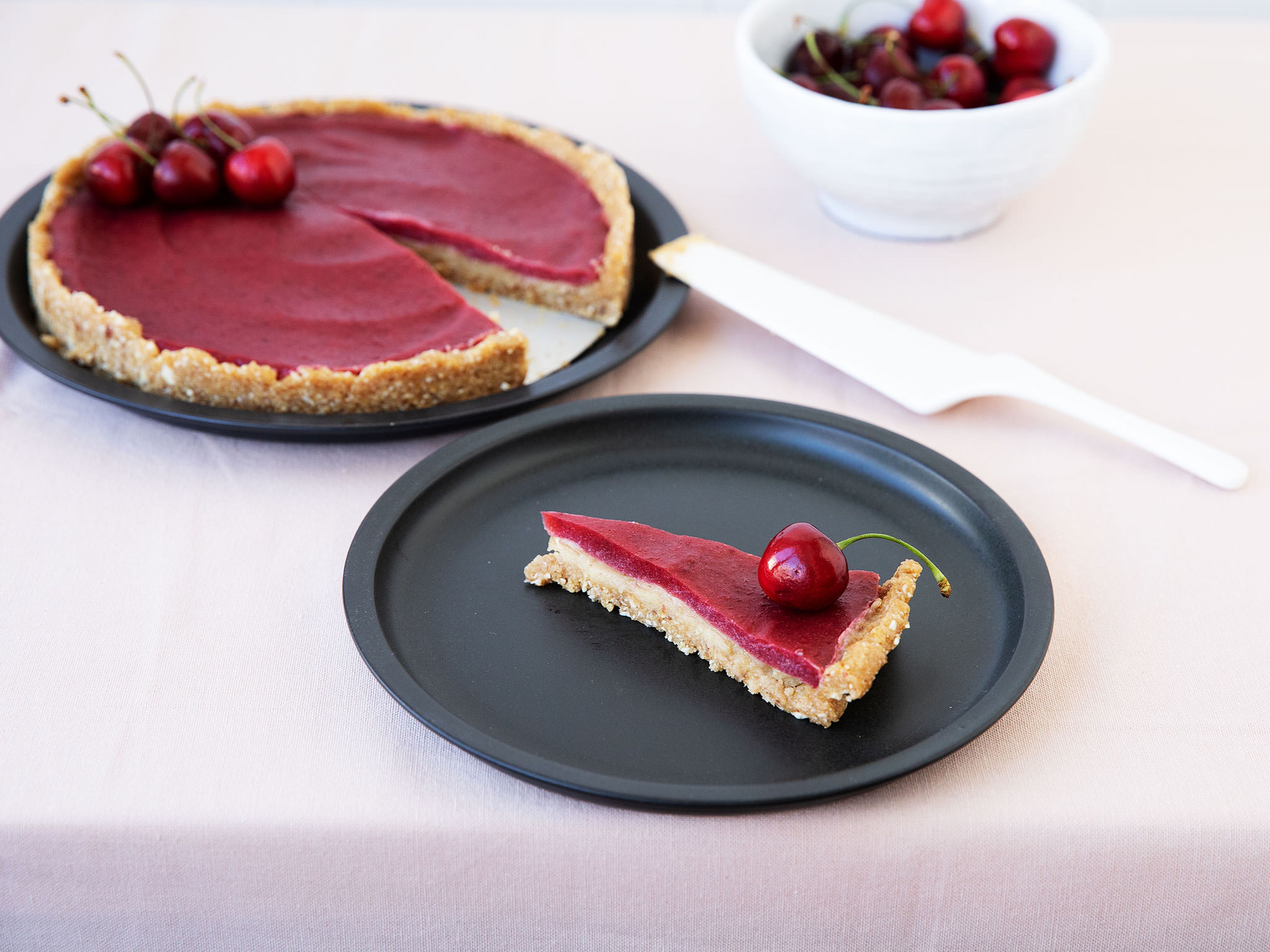 No-bake cherry tart