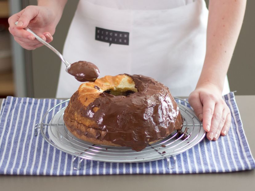 Marbled coffee cake Recipe Kitchen Stories