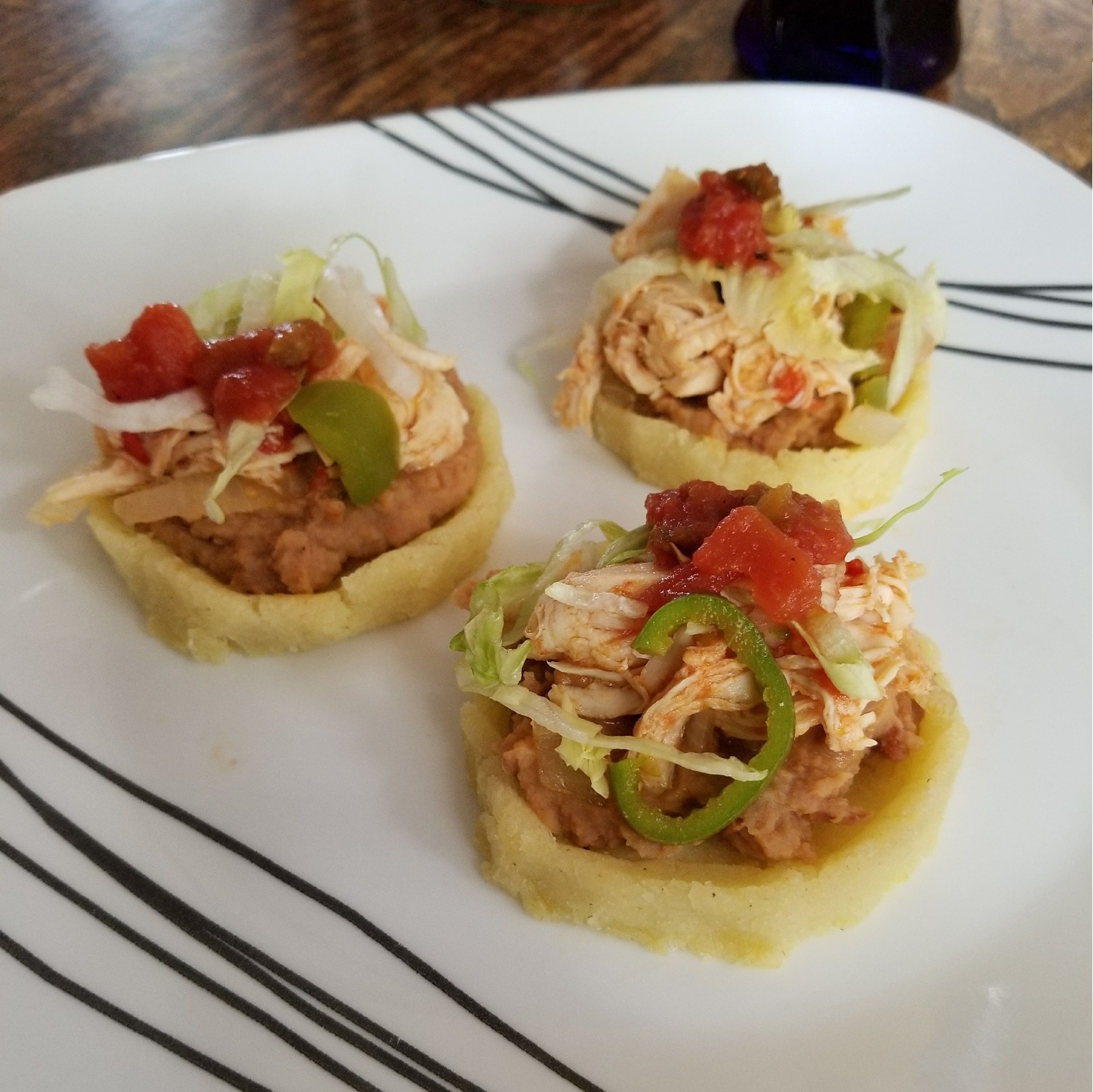Mexican chicken sopes