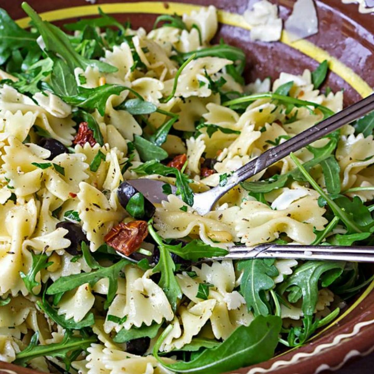 Nudel-Rucola-Salat | Rezept | Kitchen Stories