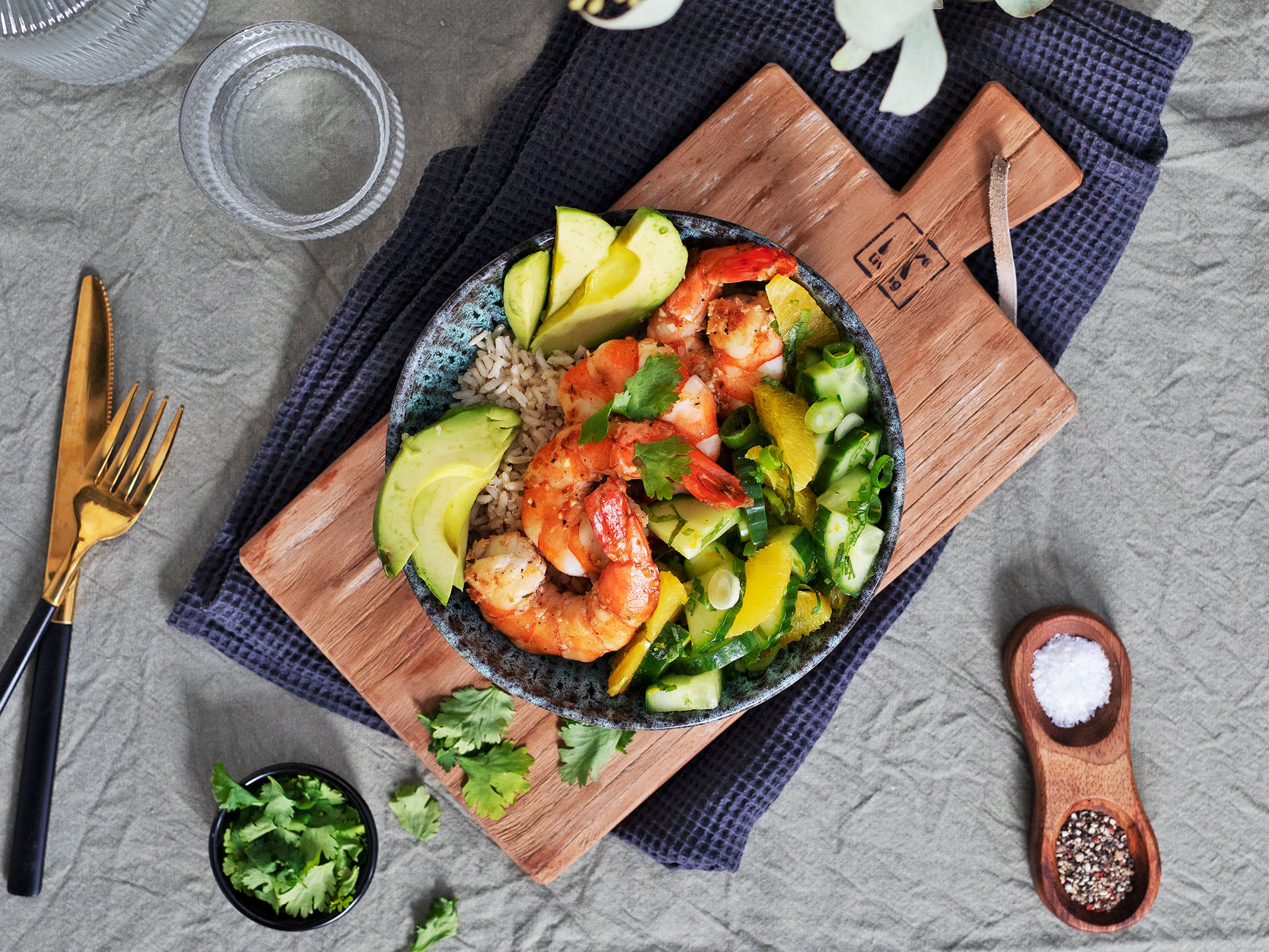 Orange mojo-marinated shrimp rice bowl