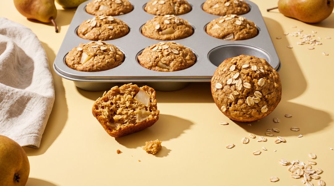 Saftige Birnen-Haferflocken-Muffins für den perfekten Start in den Tag