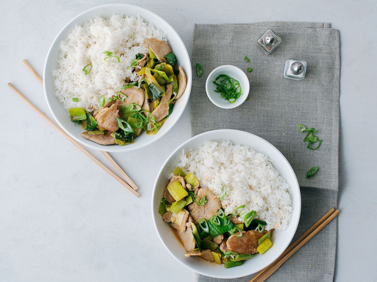 Pork and leek stir-fry | Recipe | Kitchen Stories