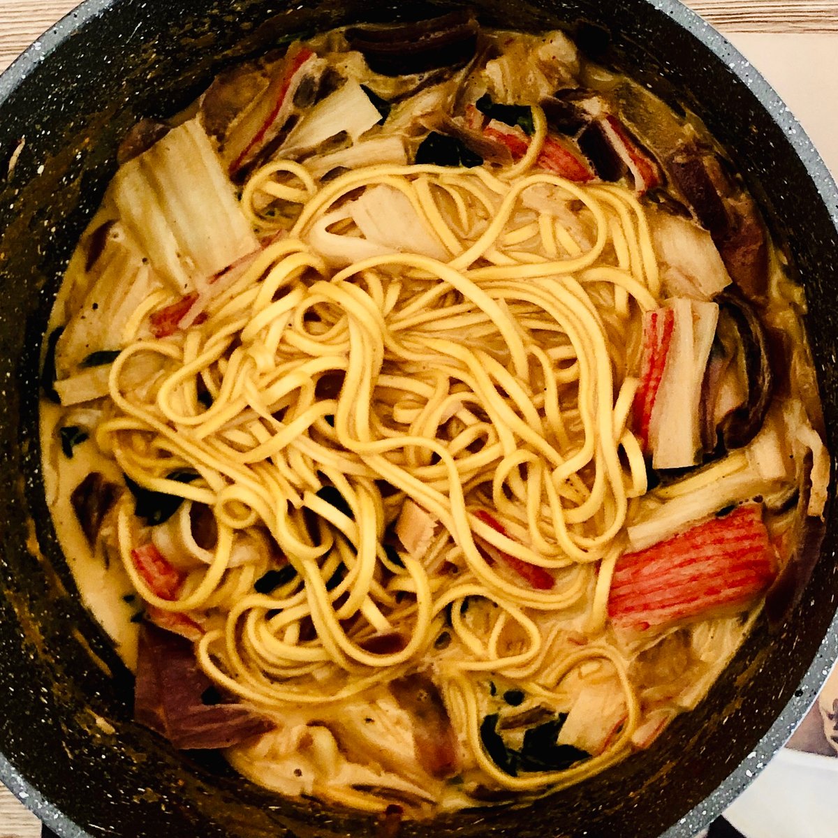 One-pot Linguine in seafood cream sauce | Recipe | Kitchen Stories