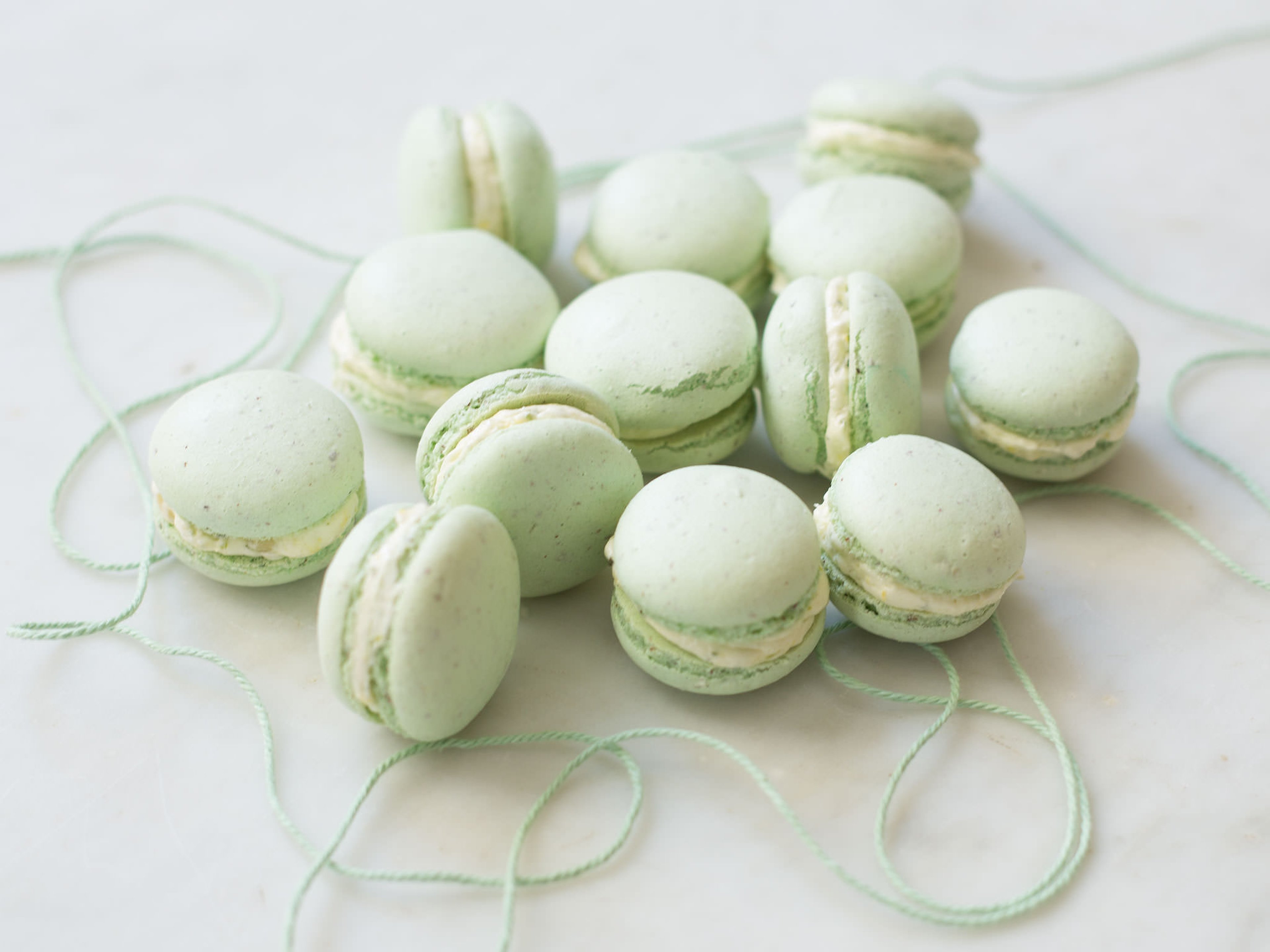 Pistachio macarons with lemon buttercream