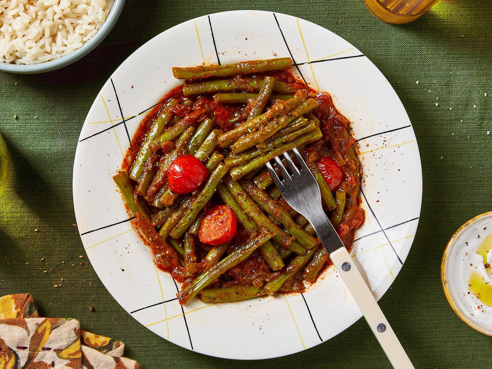 Einfache türkische grüne Bohnen (Taze Fasulye) | Rezept | Kitchen Stories