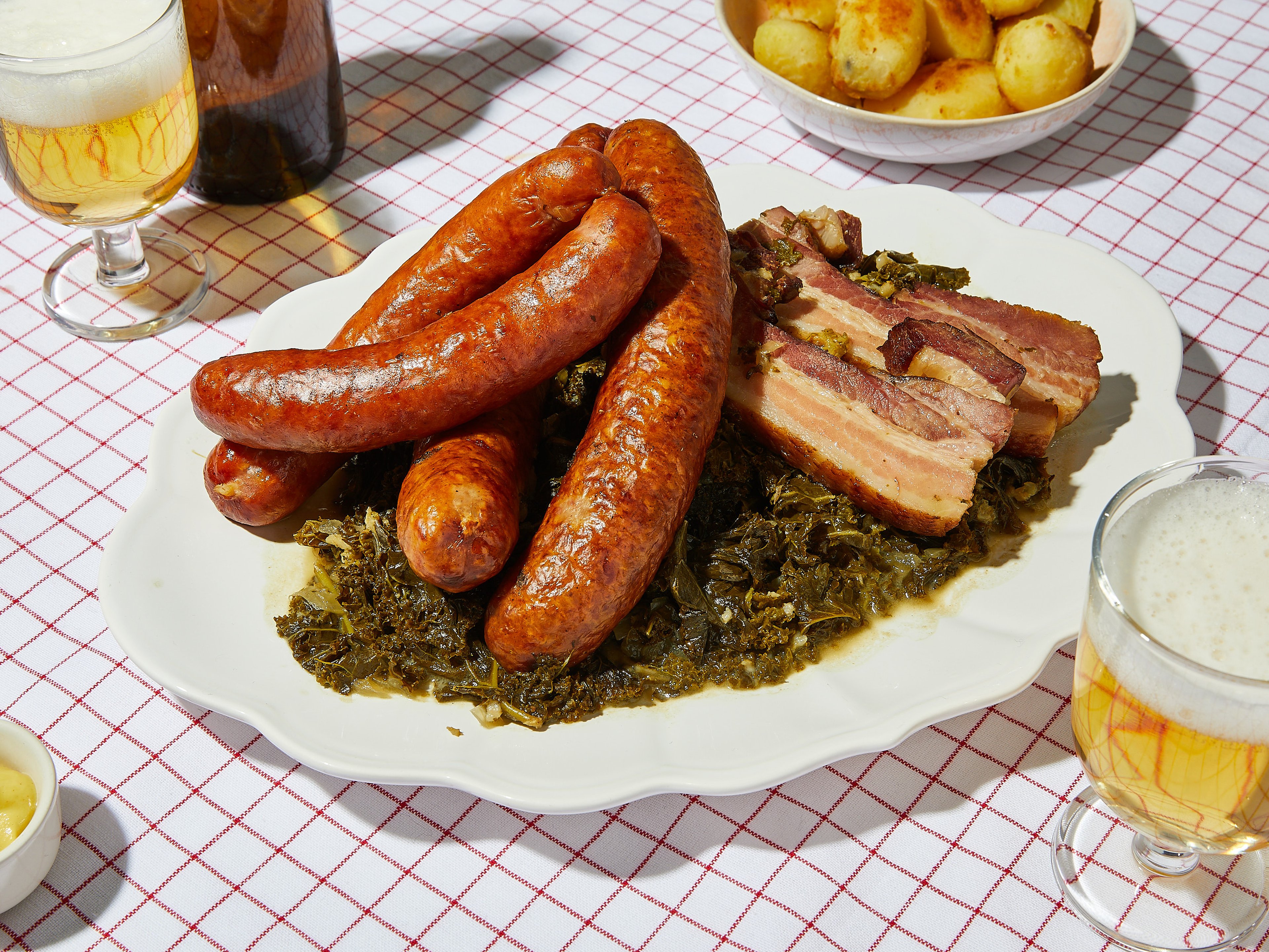 Grünkohl (German-style braised kale with smoked sausage)