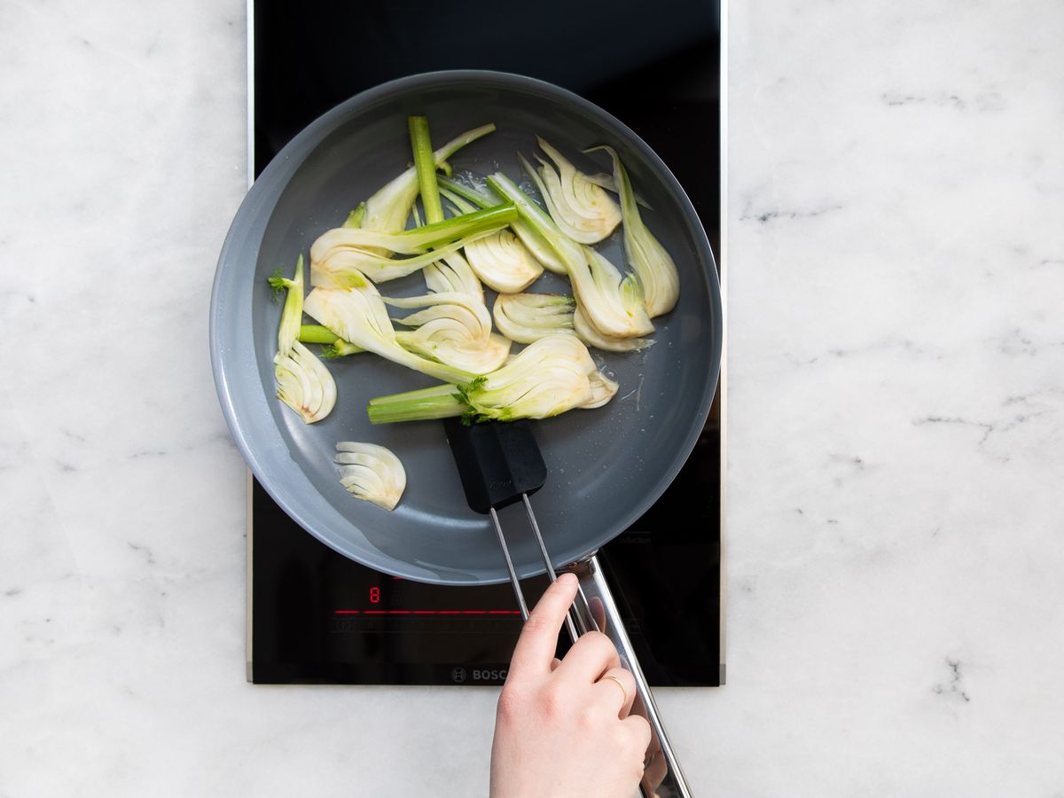 Zucchini-Quinoa-Bowl mit Fenchel und Spinat | Rezept | Kitchen Stories