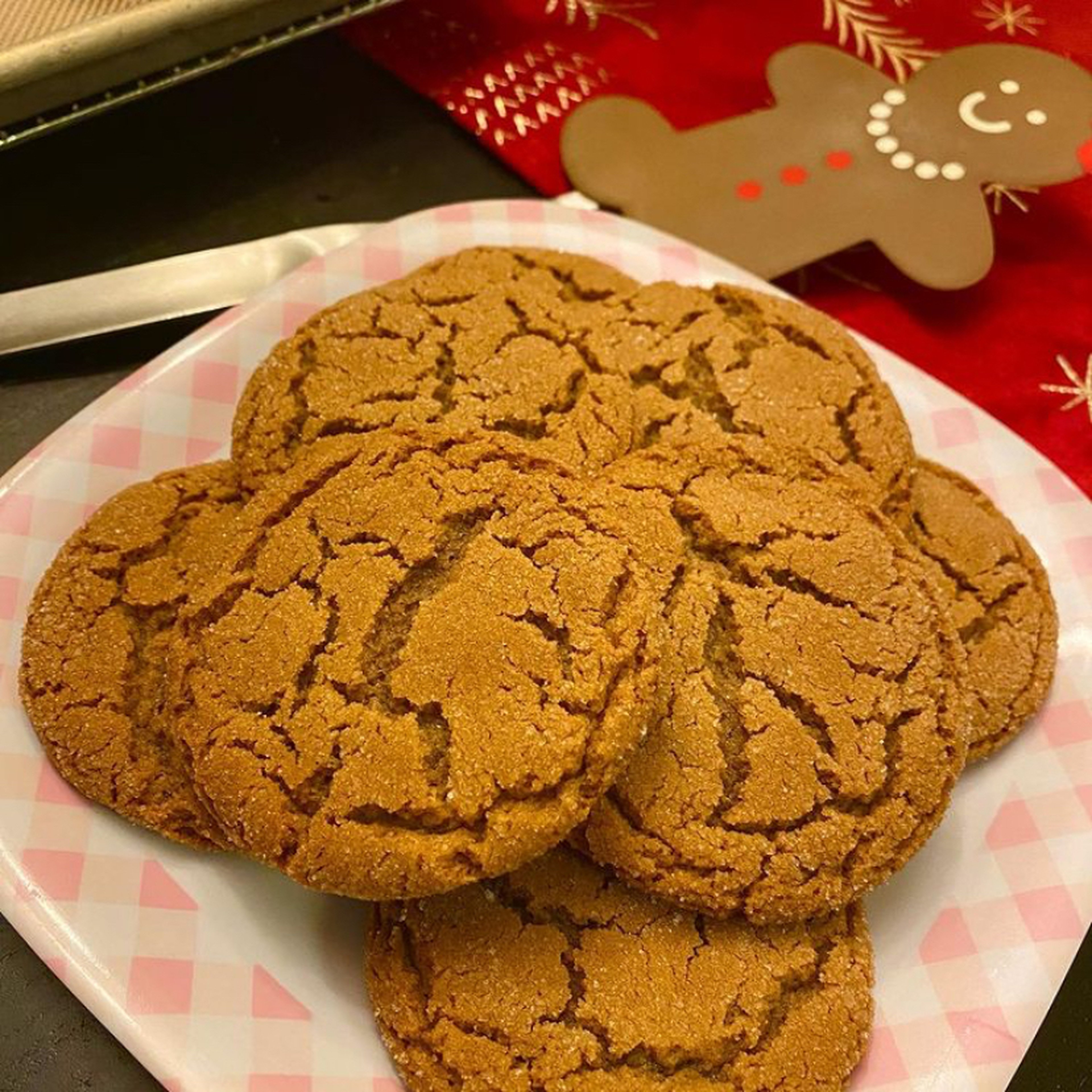 Gingersnap cookies