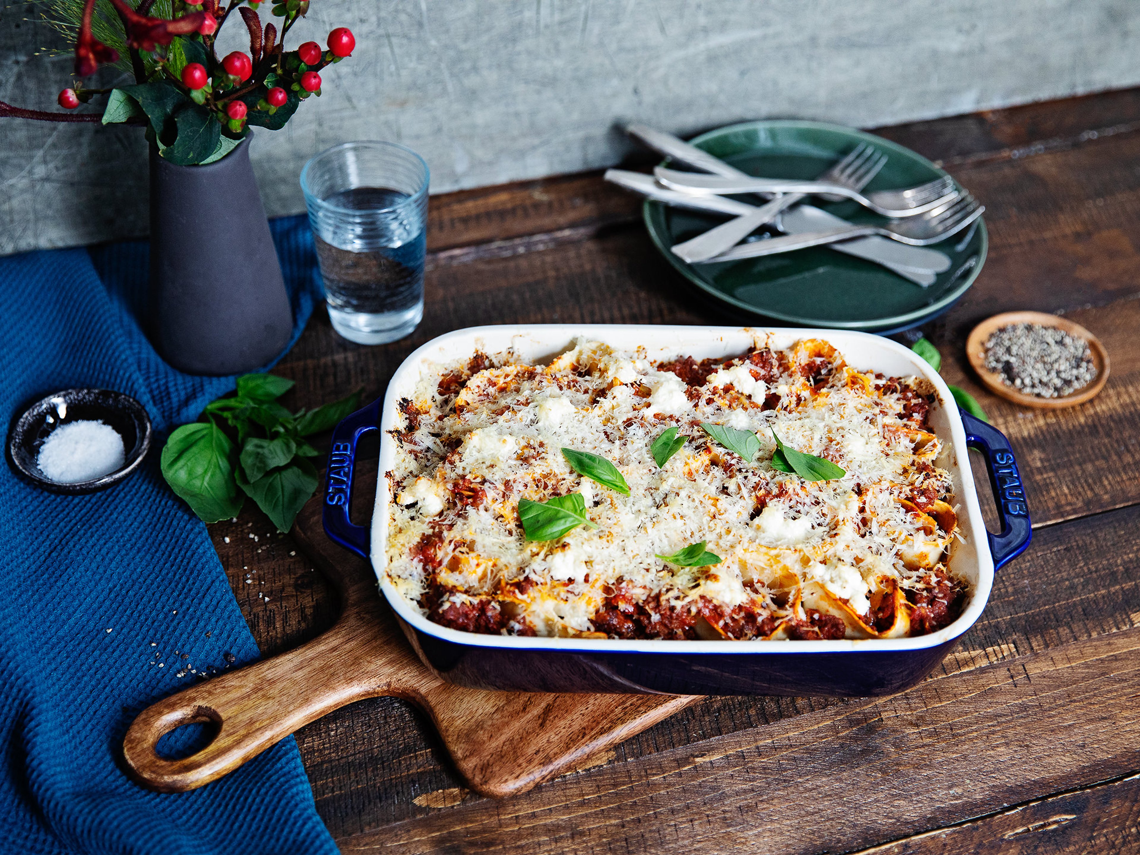 Überbackene Lasagnerollen mit Hackfleisch