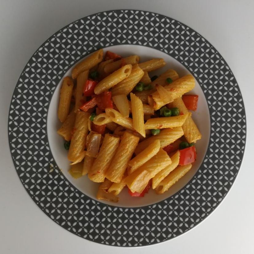 Nudelpfanne mit Pesto alla Calabrese