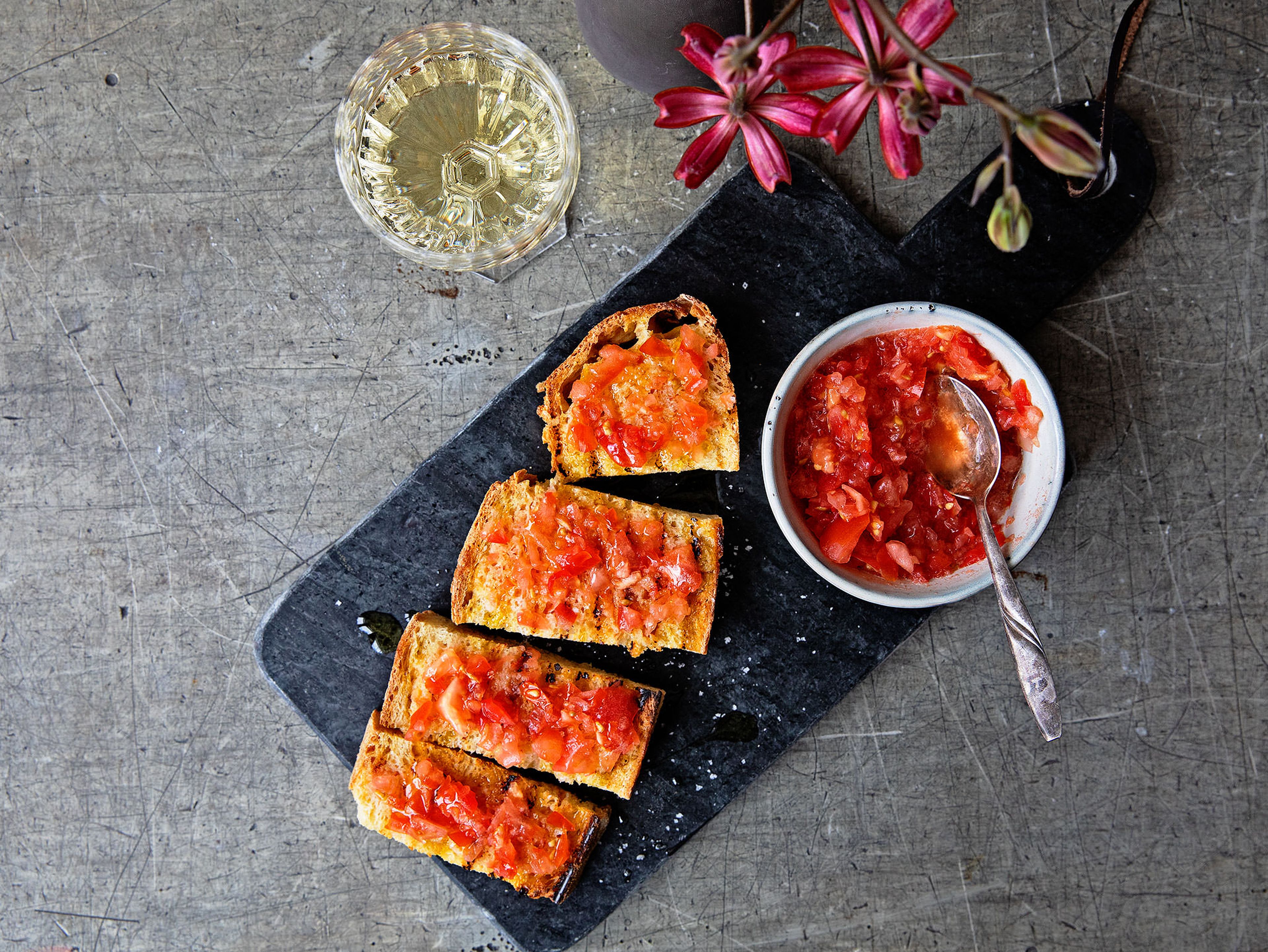 Katalanisches Tomaten-Knoblauch-Brot