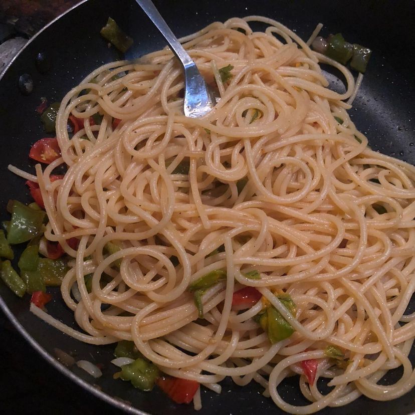 Pasta con fiori di zucca