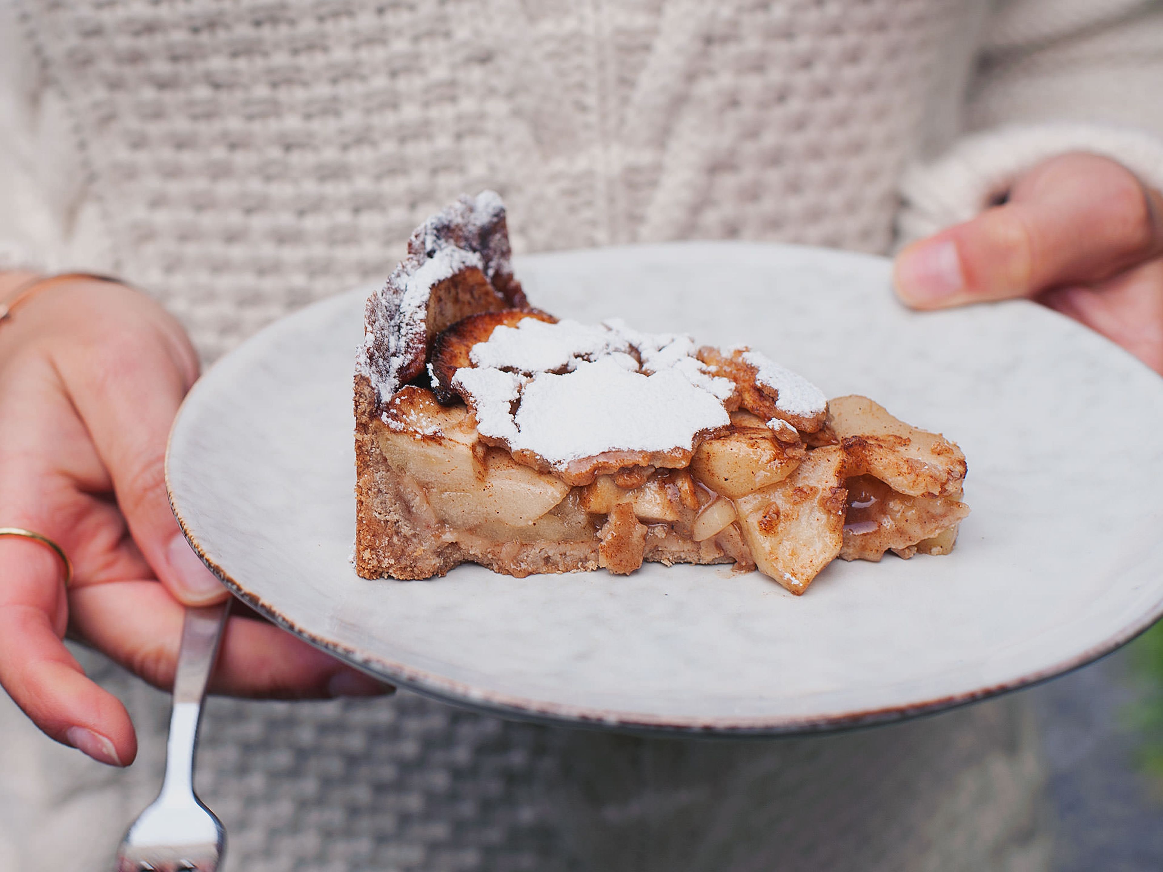 Gluten-free apple cake