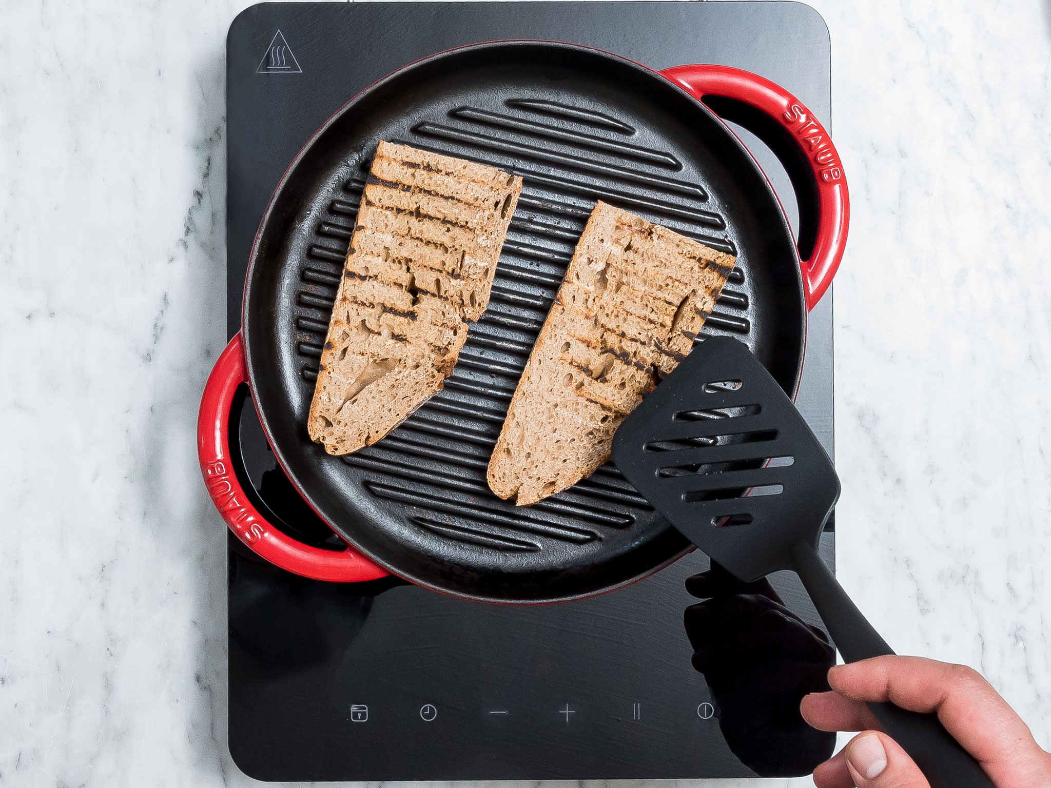 Reuben sandwich with pastrami and coleslaw Recipe Kitchen Stories