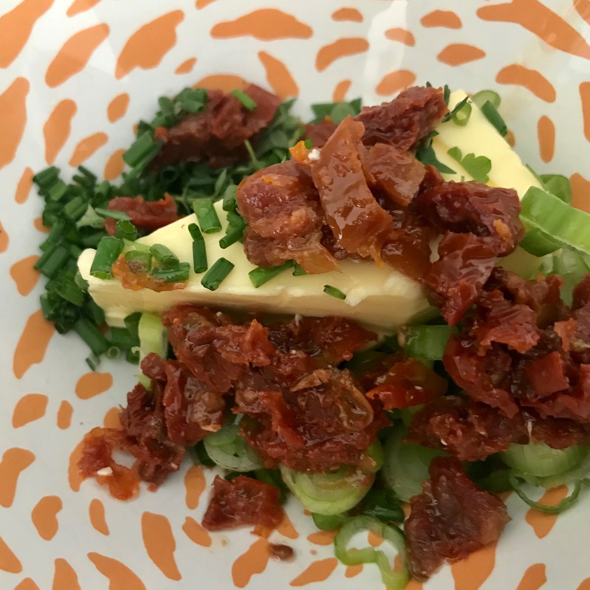 Kräuterbutter mit getrockneten Tomaten | Rezept | Kitchen Stories