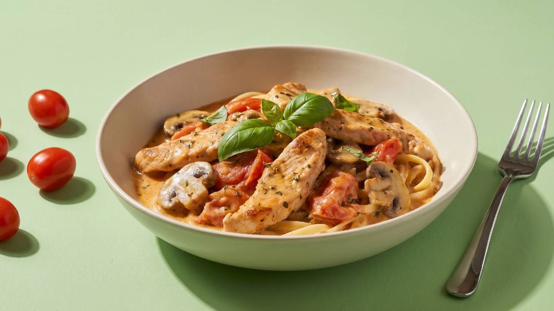 Cremiges Putengeschnetzeltes mit Pasta für den Feierabend