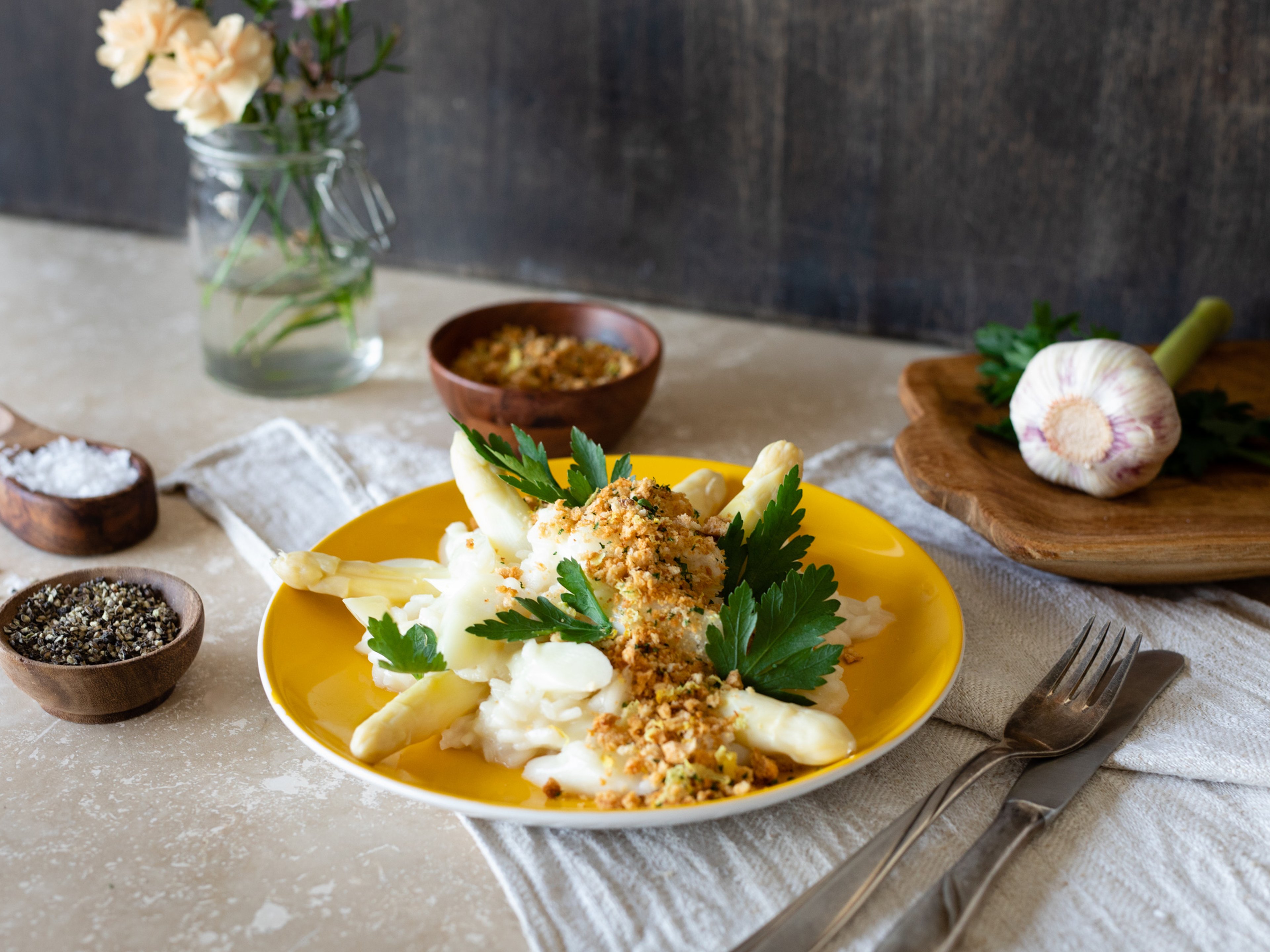 White asparagus risotto with Taleggio and pangrattato
