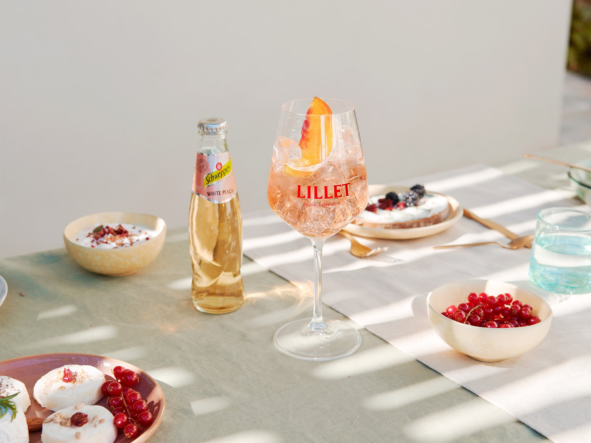 Lillet Rosé White Peach Rezept Kitchen Stories
