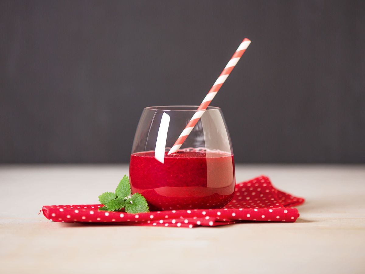 Glowing red smoothie | Recipe | Kitchen Stories