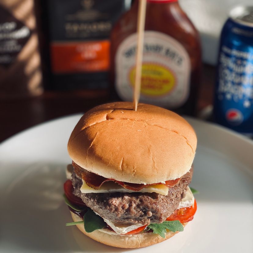 Double-cheezy-coppa BURGER