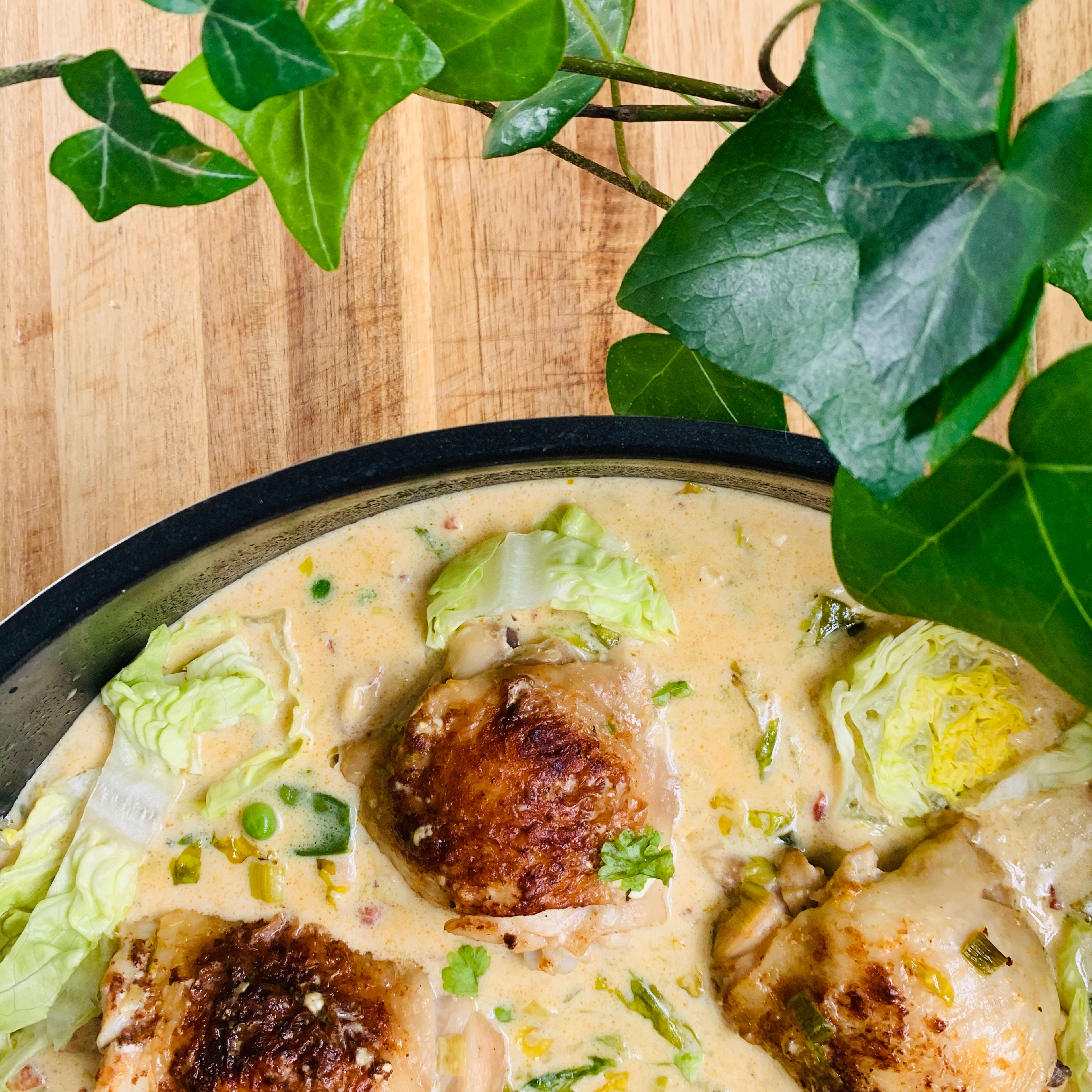 Serve the chicken in mustard cream with some crunchy bread, potatoes, rice or some pasta. 
