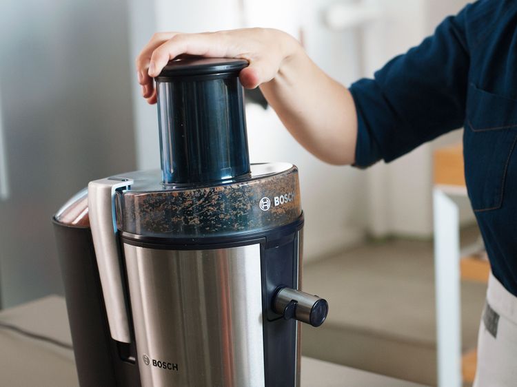 Carrot, apple, and ginger juice Recipe Kitchen Stories