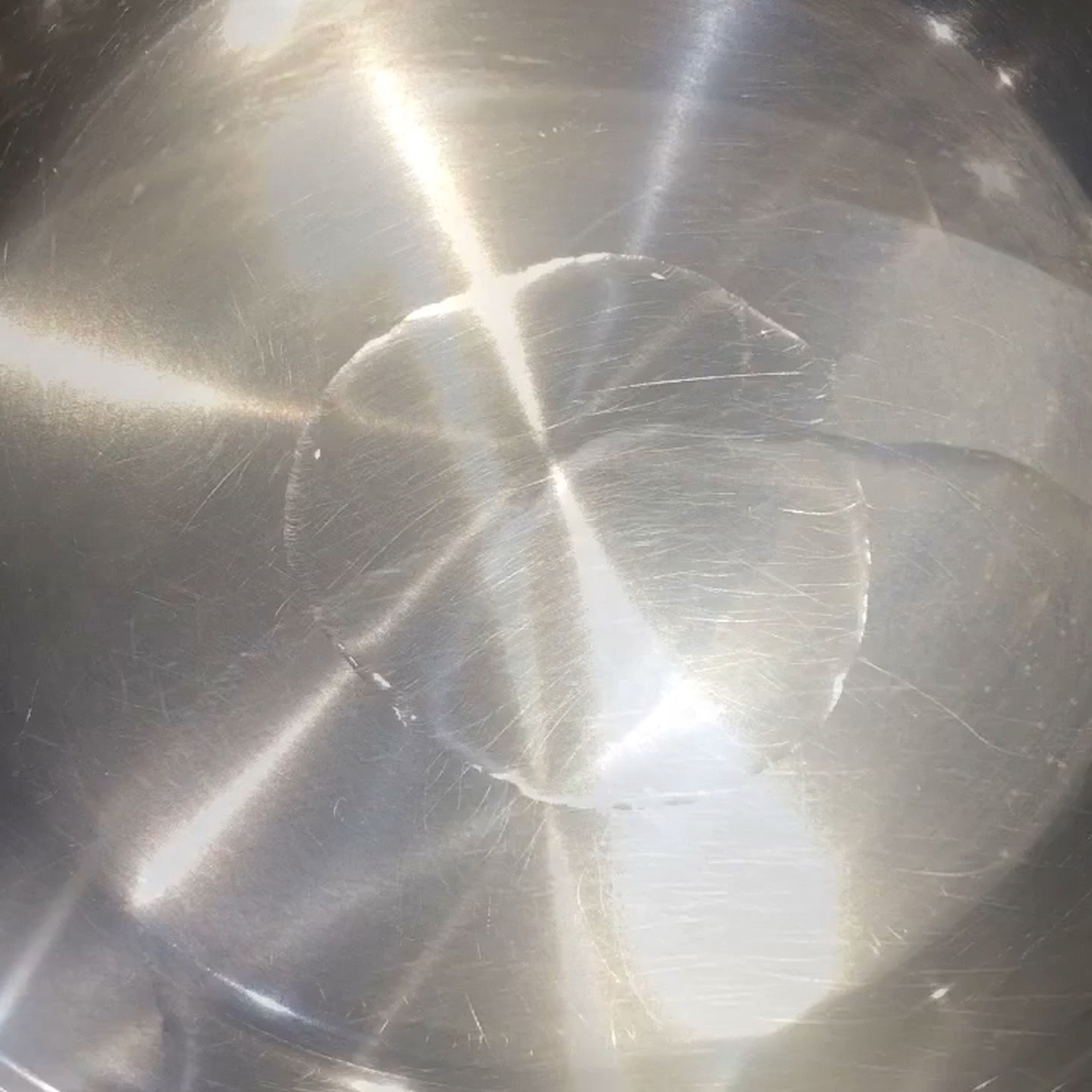Quick season a stainless steel skillet with 1/2 tablespoon of oil and heat over medium-high heat until the oil starts to move easily around the pan. Remove from the heat and wipe out with kitchen roll. I find this step ensures a stress free, non-stick cooking experience with consistently good crispy salmon skin