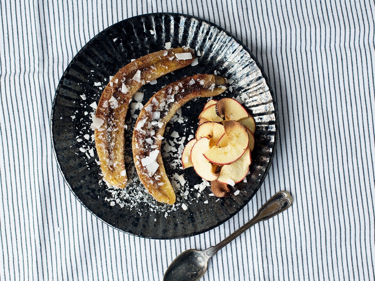 Gebackene Banane mit Apfelchips | Rezept | Kitchen Stories