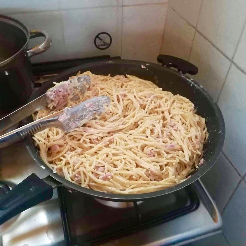 Fake carbonara with garlic