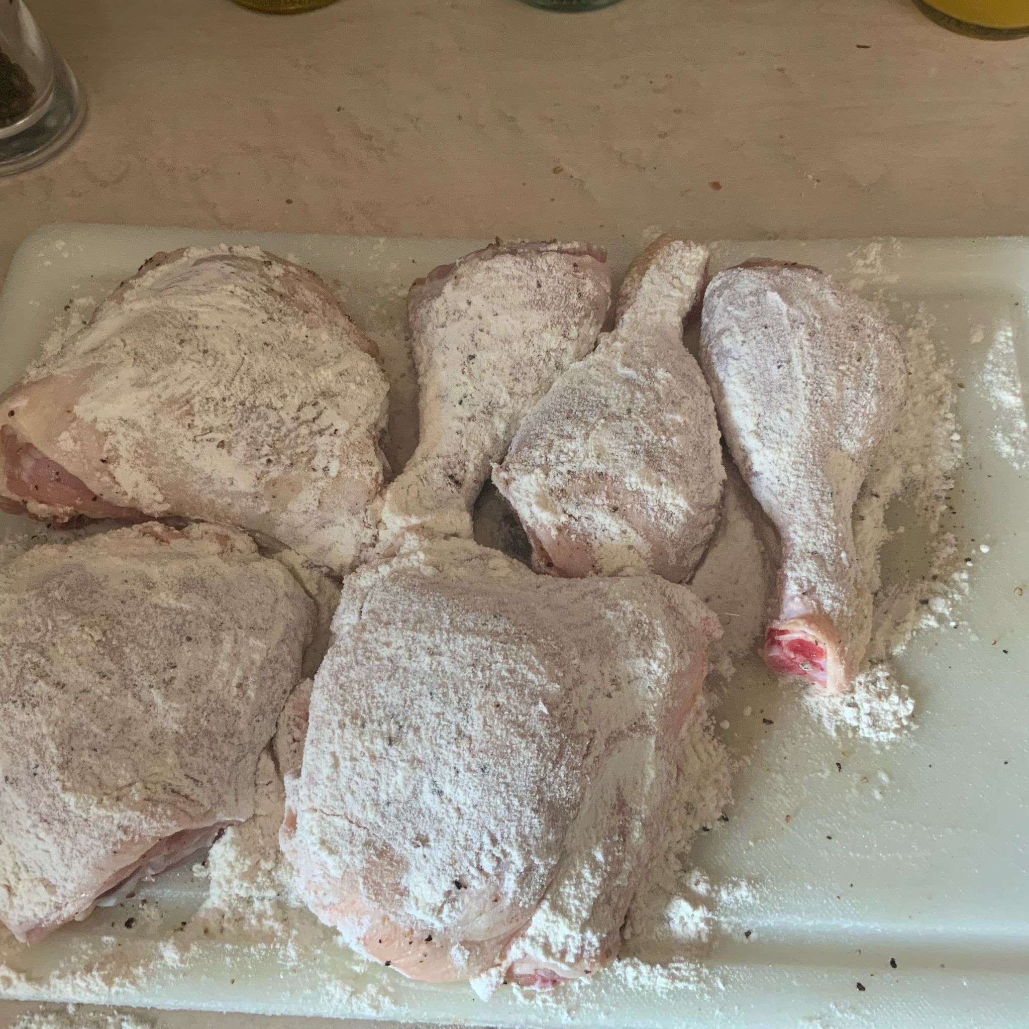 Wiener Backhendl mit Gurken-Kartoffelsalat | Rezept | Kitchen Stories