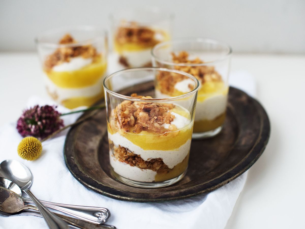 Piña colada parfait | Recipe | Kitchen Stories