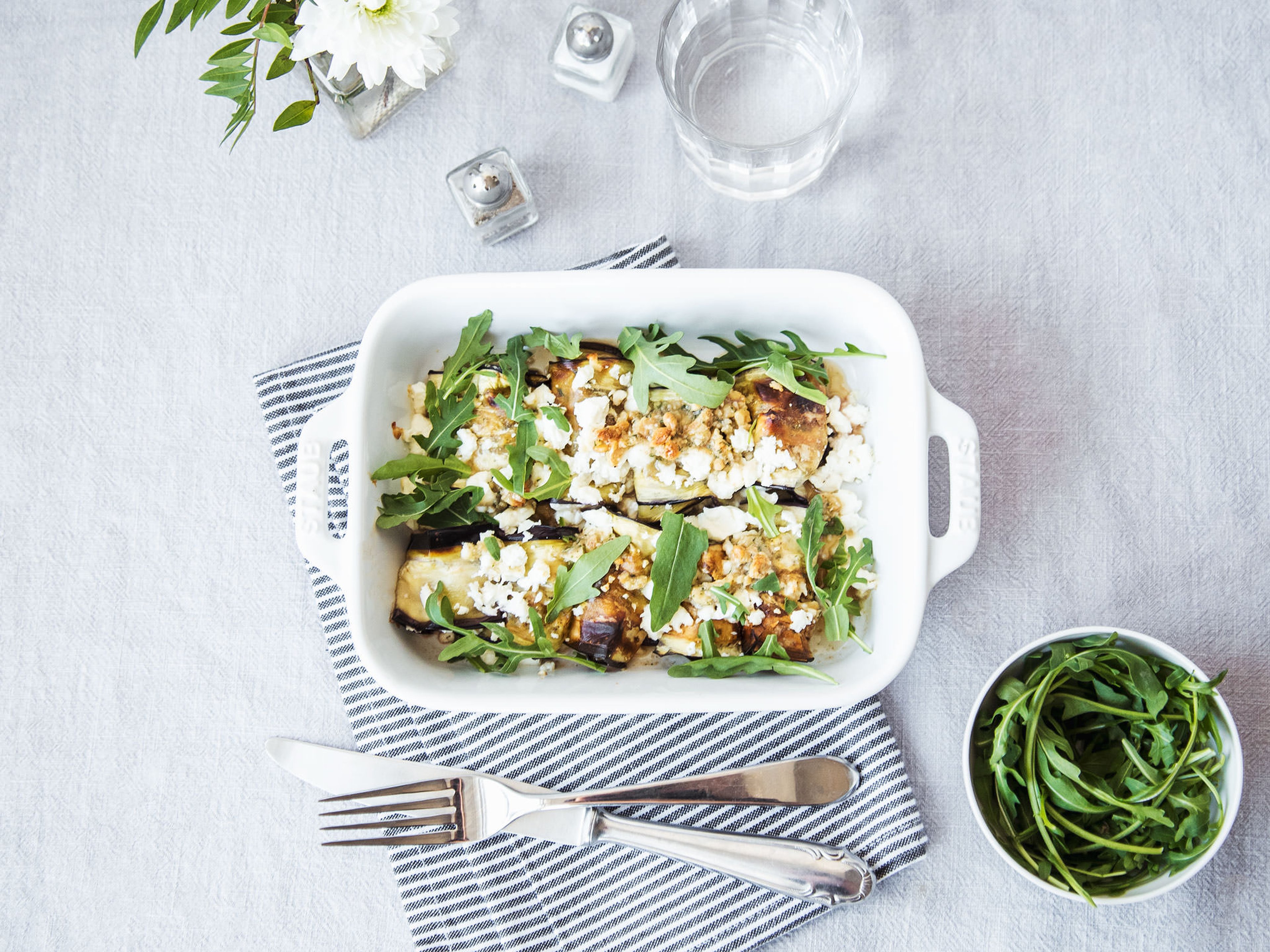 Gefüllte Auberginen-Röllchen mit Ziegenkäse