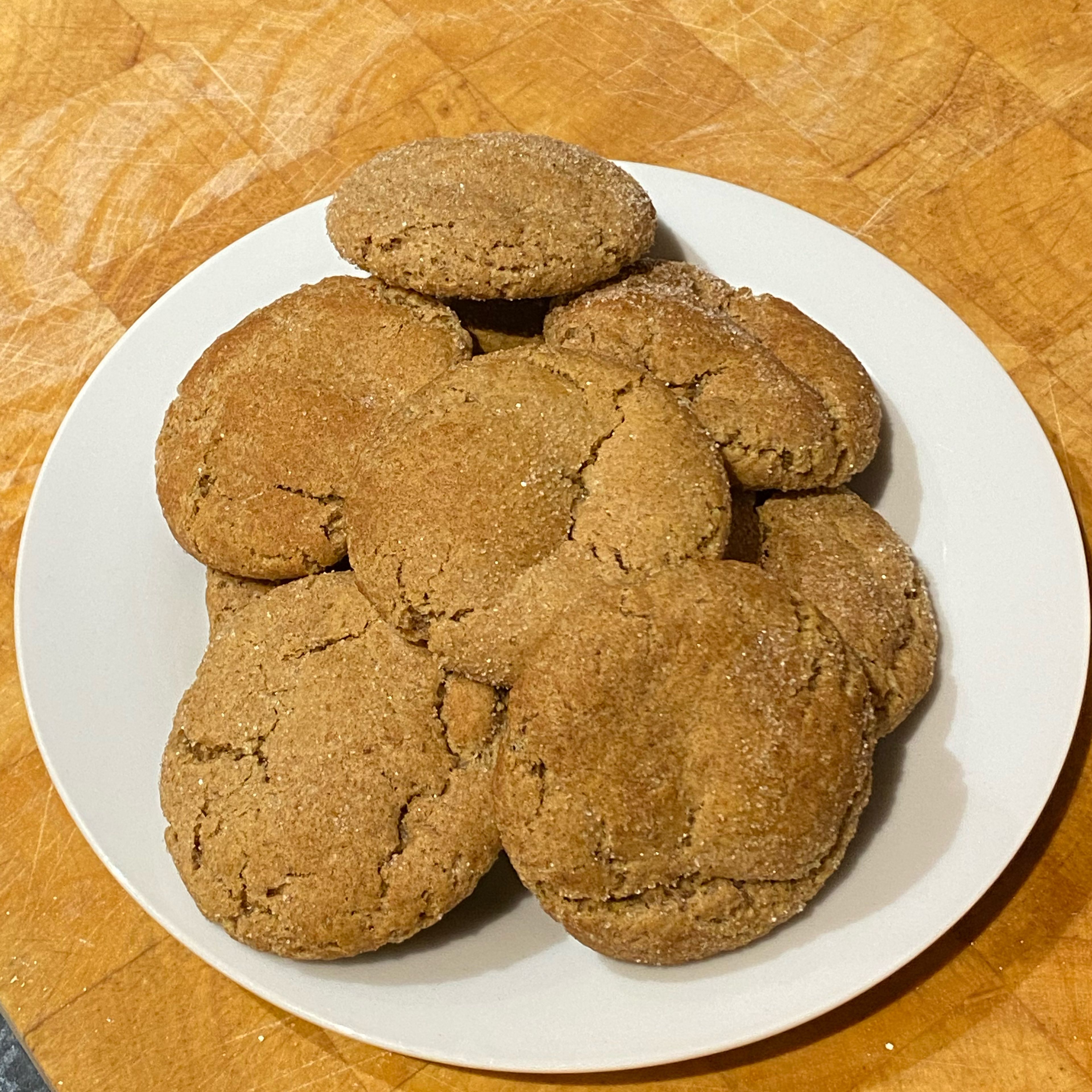 memomma‘s ginger molasses cookies