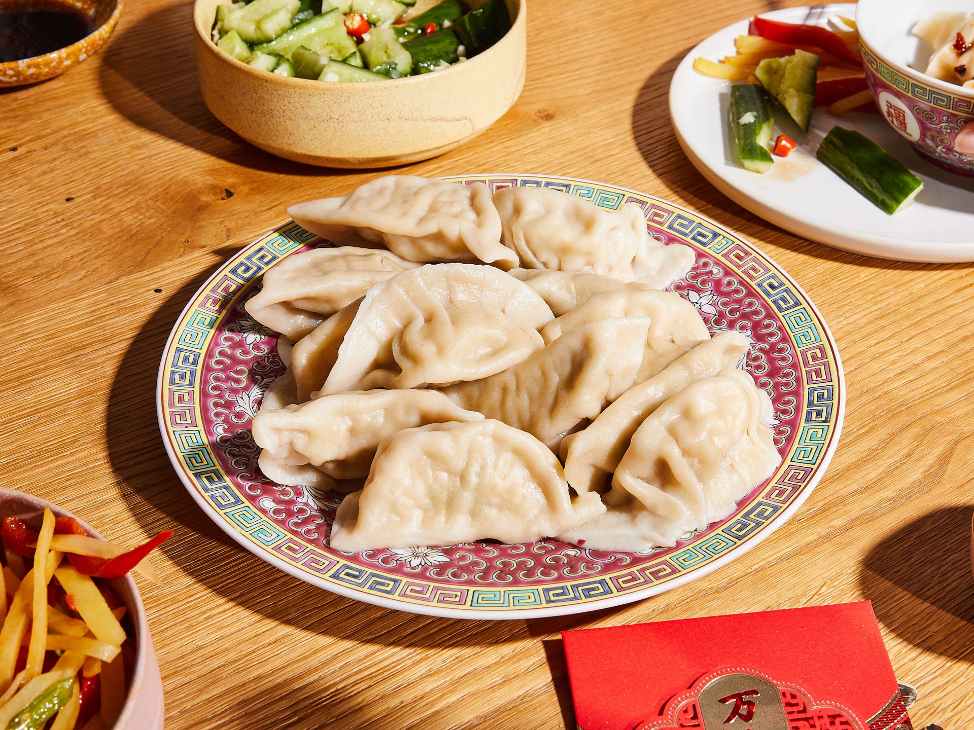 Chinese jiaozi (Pork and cabbage dumplings)