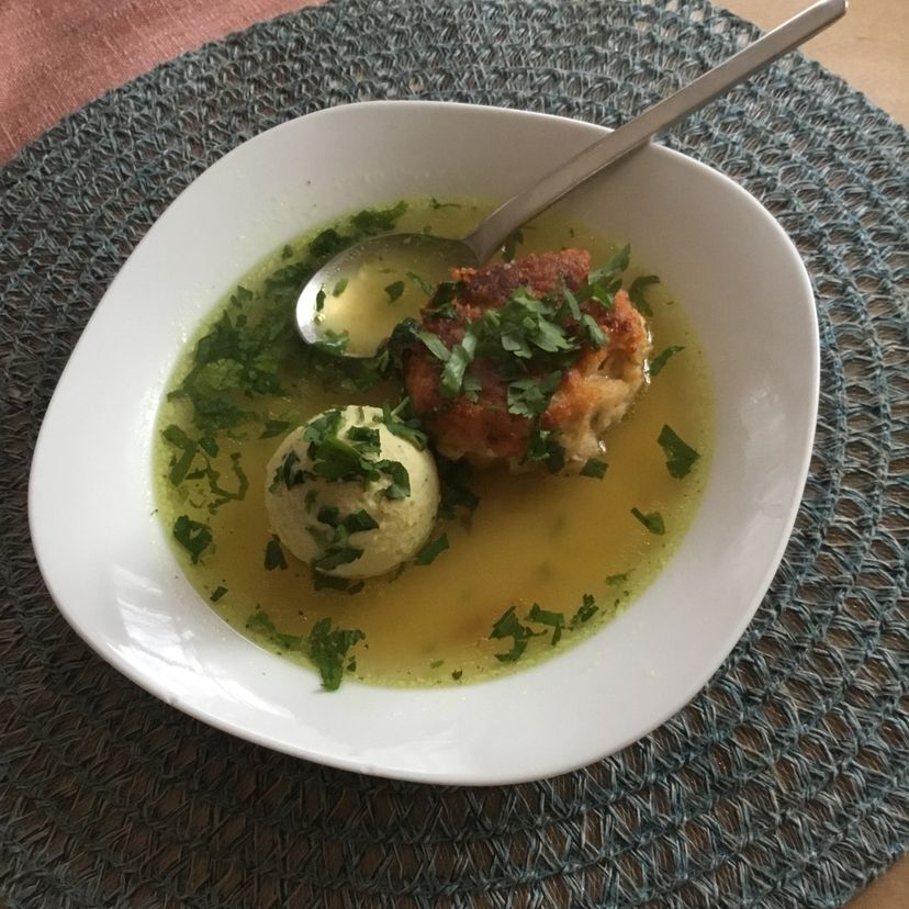Kaspressknödelsuppe